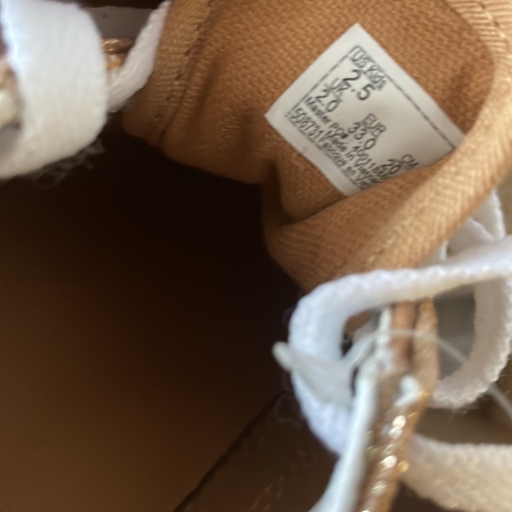 Shoes - Picture 2 of 3
